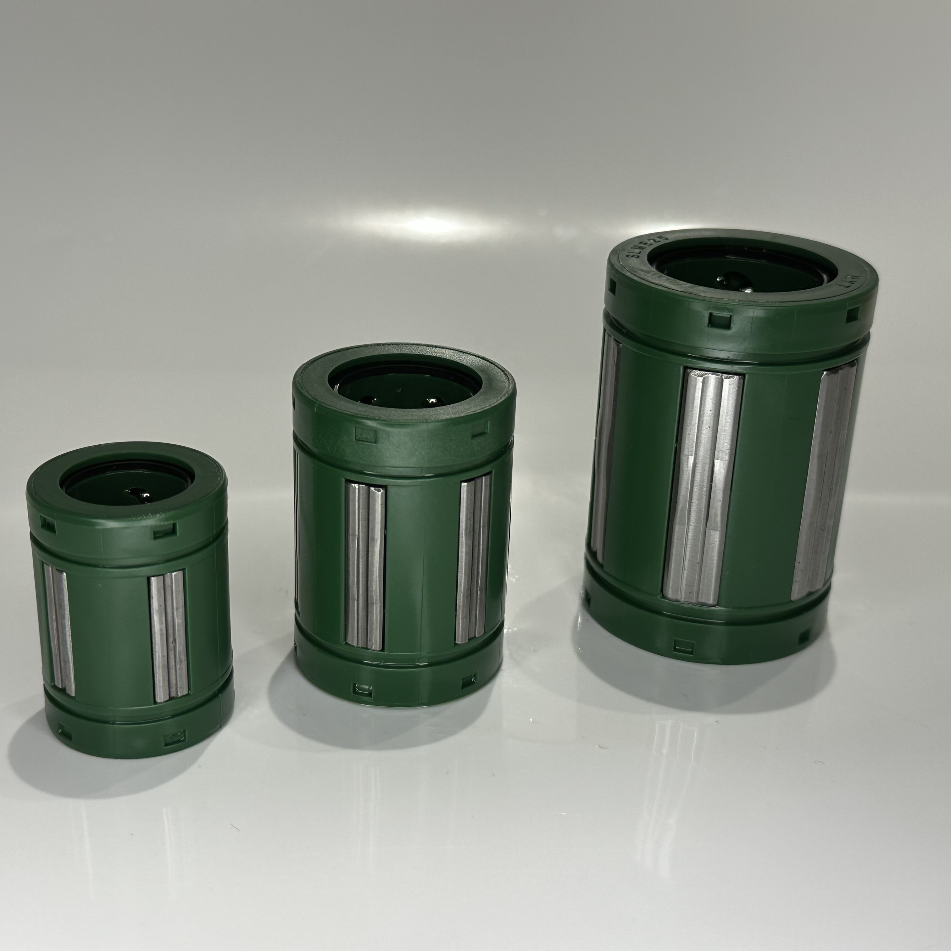 MYT High Quality Self-aligning Linear Bearing SLME25UU Super Linear Bearing 25mm for CNC Mechanical Equipment from China supplier