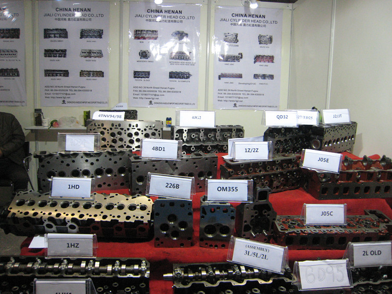 Diesel engine 1KD cylinder head used auto parts dubai