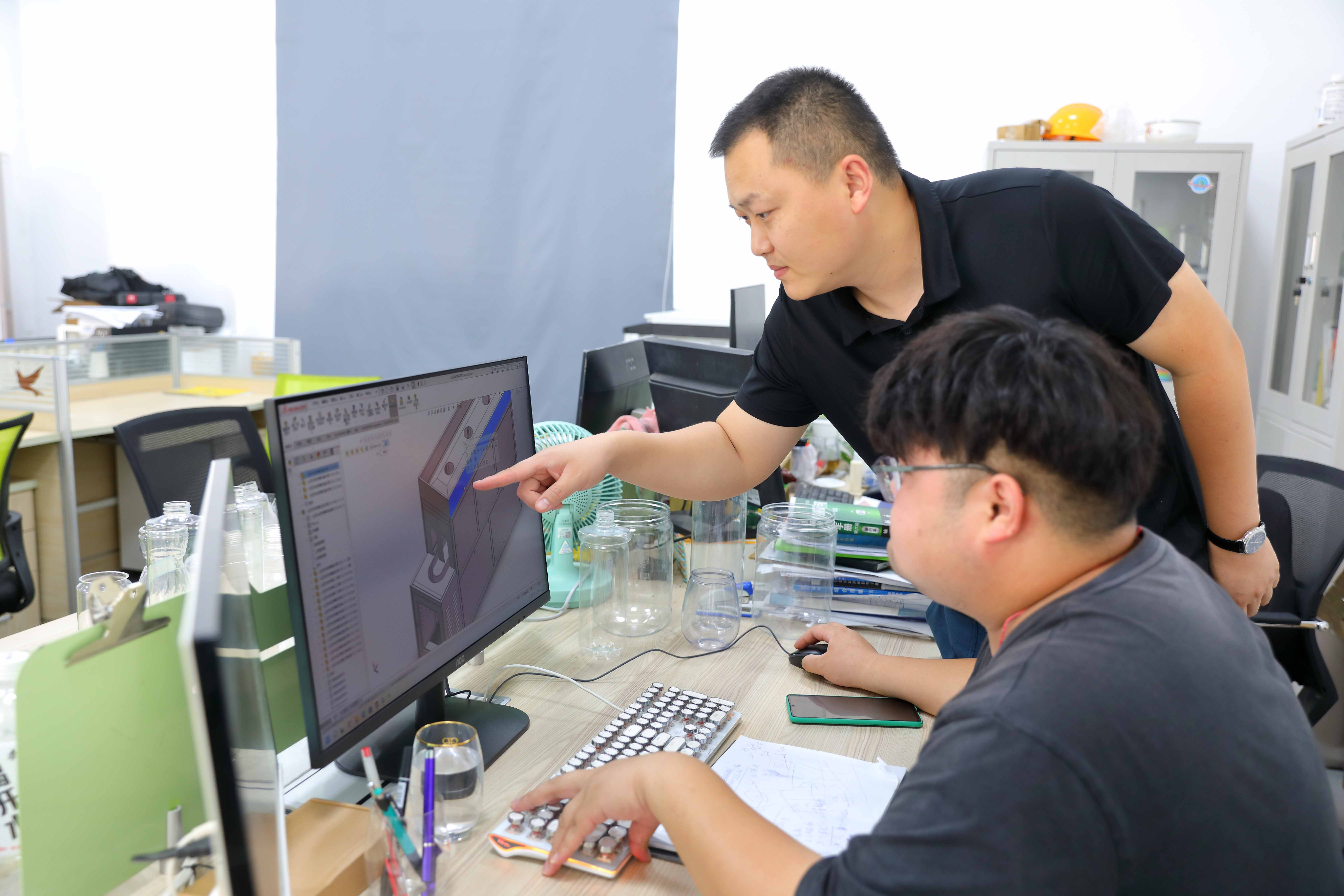 Faygo Union High Speed Advanced Tech K4 Drinking Water Bottle Making Machine Price from China supplier