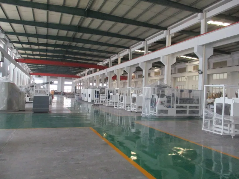 FAYGO UINION New PET Plastic Bottle Making Machine Semi Automatic Blowing Bottle Molding Machine from China supplier