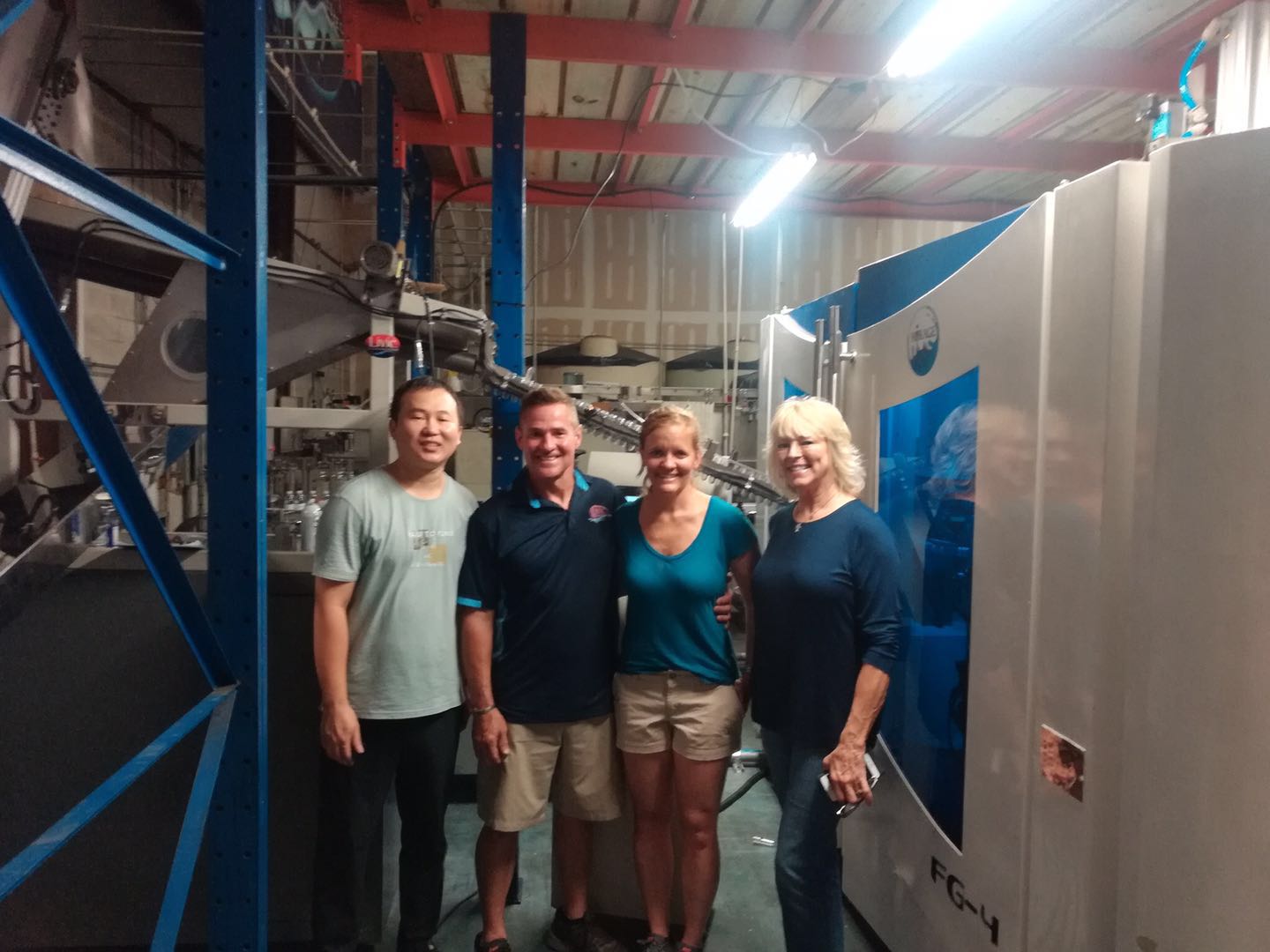 High Speed Automatic PET Bottle Blow Molding Machine / Blowing Moulding Machine Price from China supplier