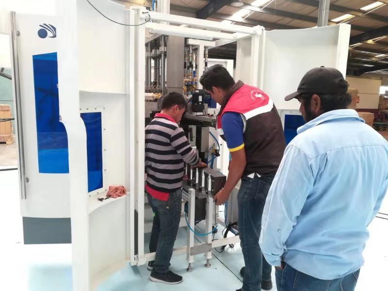 FAYGO UNION Artificial Shutter Heavy Duty Waterproof Plastic Profile Machinery from China supplier