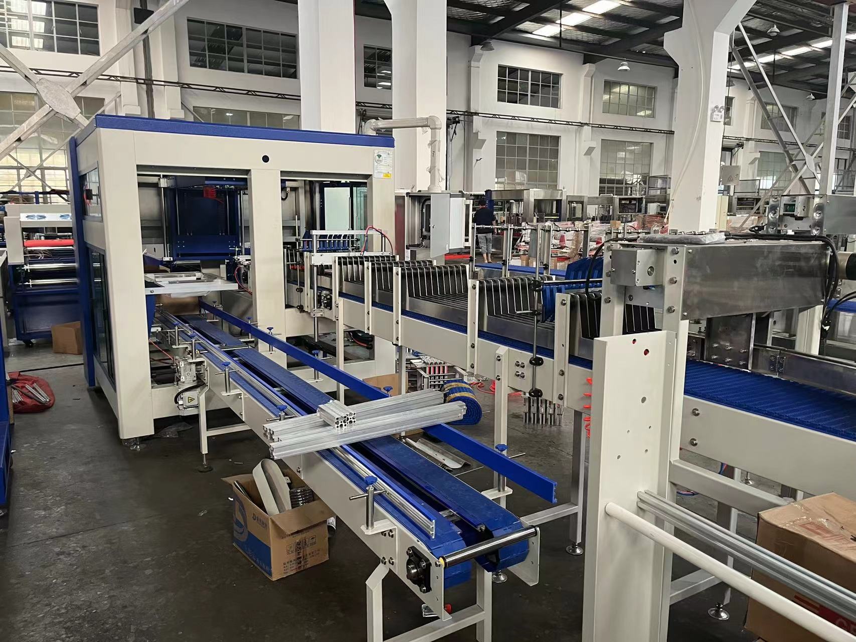 Faygo Union High-Quality Fully Automatic Plastic Bottle Making Machine Pet Plastic Pet Bottle Blowing Machine from China supplier