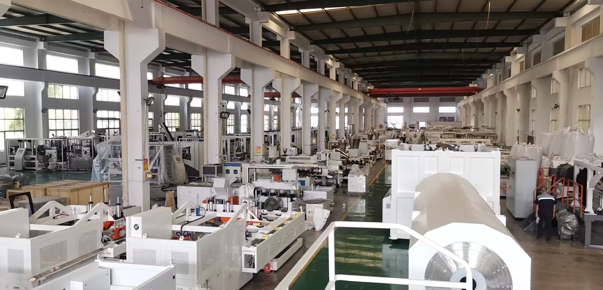 Customized Manufacturer PVC Foamex Water Pipe Making Machine Plastic Extruder from China supplier