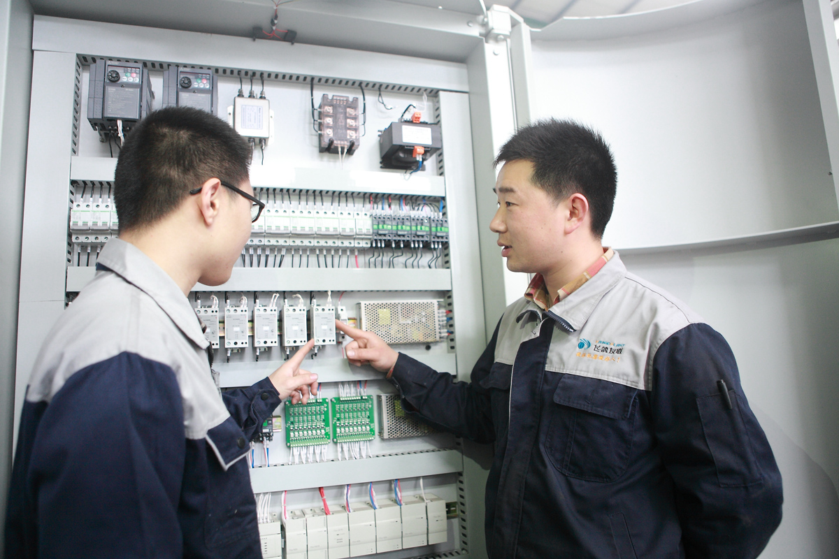 High Speed Automatic PET Bottle Blow Molding Machine / Blowing Moulding Machine Price from China supplier