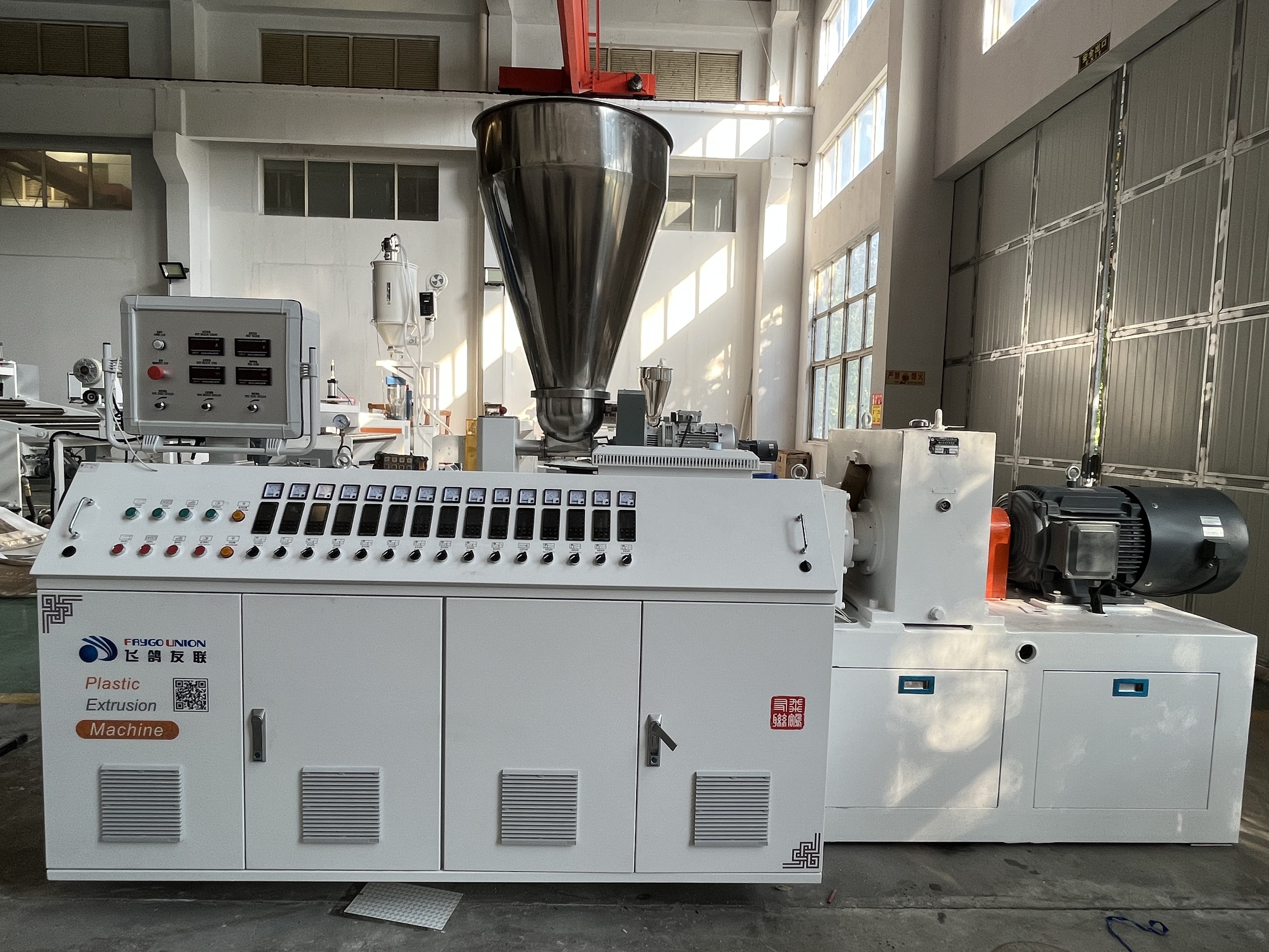 Faygo Union Upvc Pipe and Bend Making Machine and Corugator Pe Pipe Extrusion Machine from China supplier