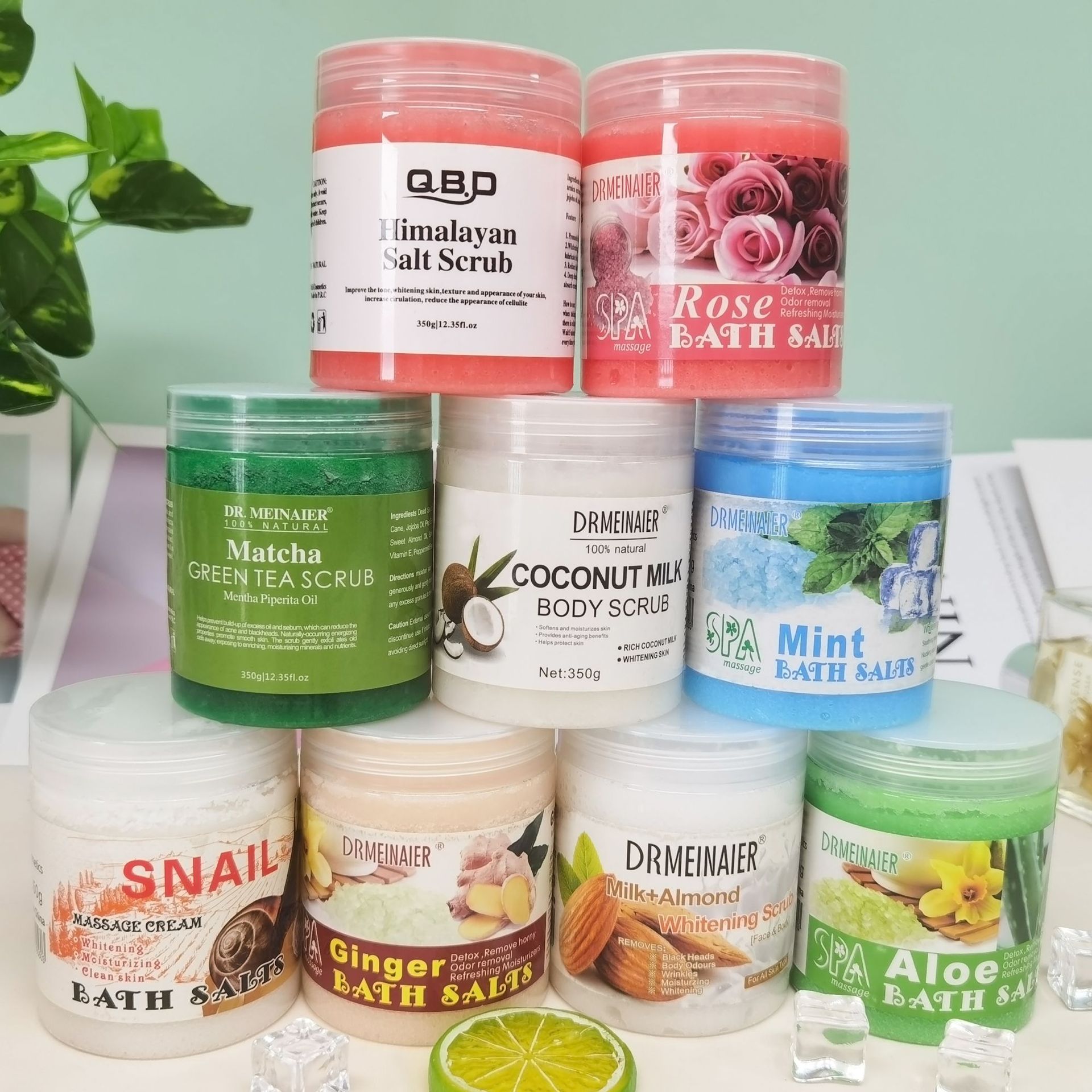 Private Label 350g Turmeric Scrub Foaming Bath Salt Exfoliator Lady Skincare Body Scrub Turmeric Clean Dark Spots Products from China supplier