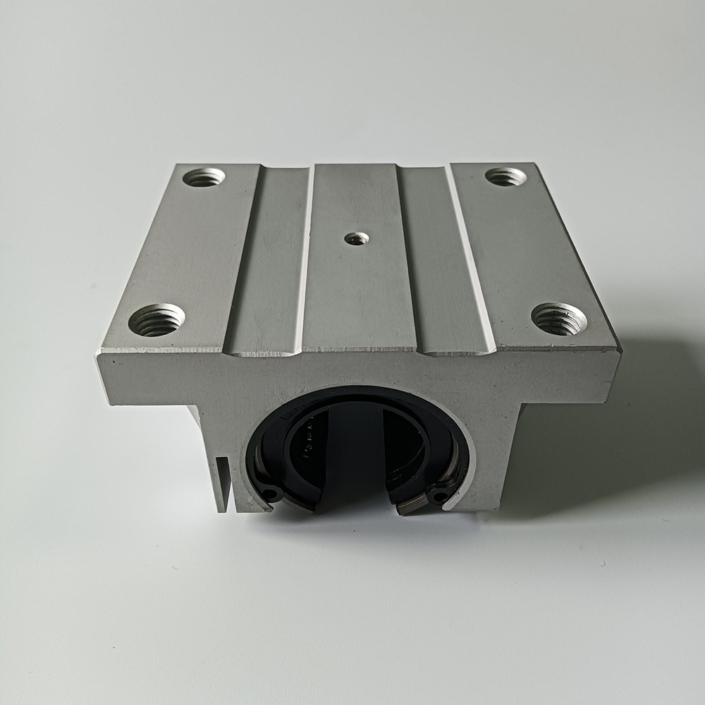 TBR30UU Match Linear Bearing 30mm Round Guide Rail Linear Motion Rail Slide Block Bearing from China supplier