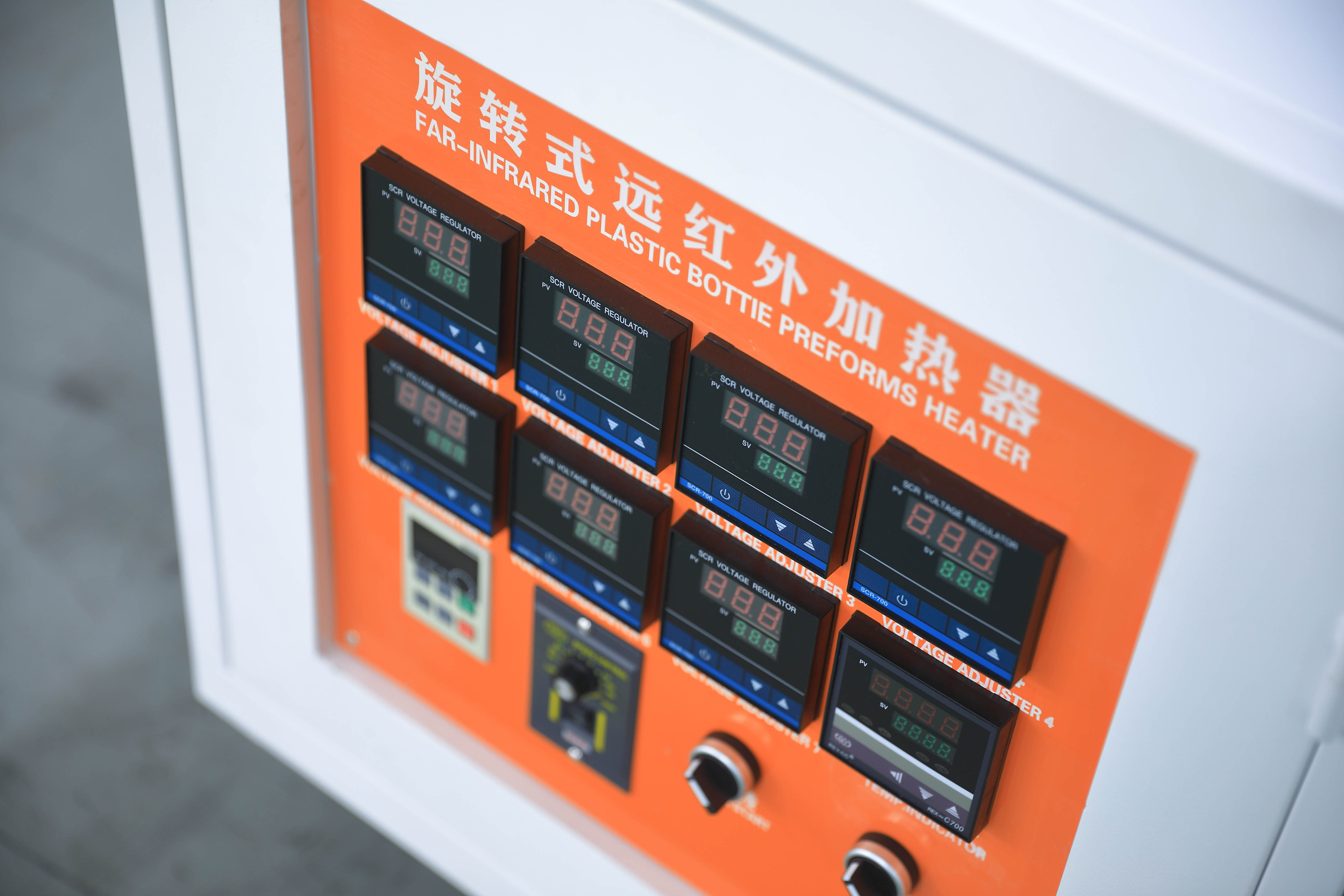 Semi Automatic PET Blowing Machine Low Cost 2L 5L 10L Water Bottle Production Line from China supplier