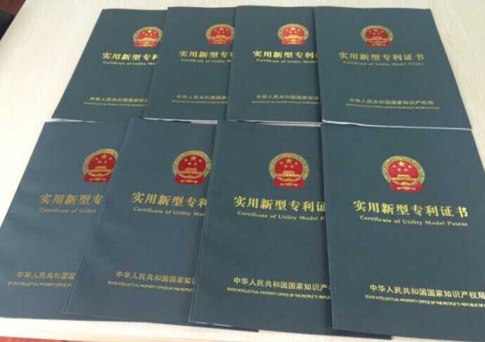 Faygo Union High-Quality Fully Automatic Plastic Bottle Making Machine Pet Plastic Pet Bottle Blowing Machine from China supplier