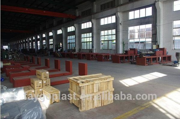 FAYGO 6 Cavity Plastic Bottle Preform Blowing Machine for Water, Milk, Juice,drink with Factory Price from China supplier