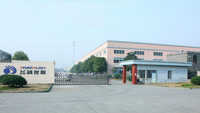 FAYGO Linear Automatic Washing Filling Machine and Capping Production Line from China supplier