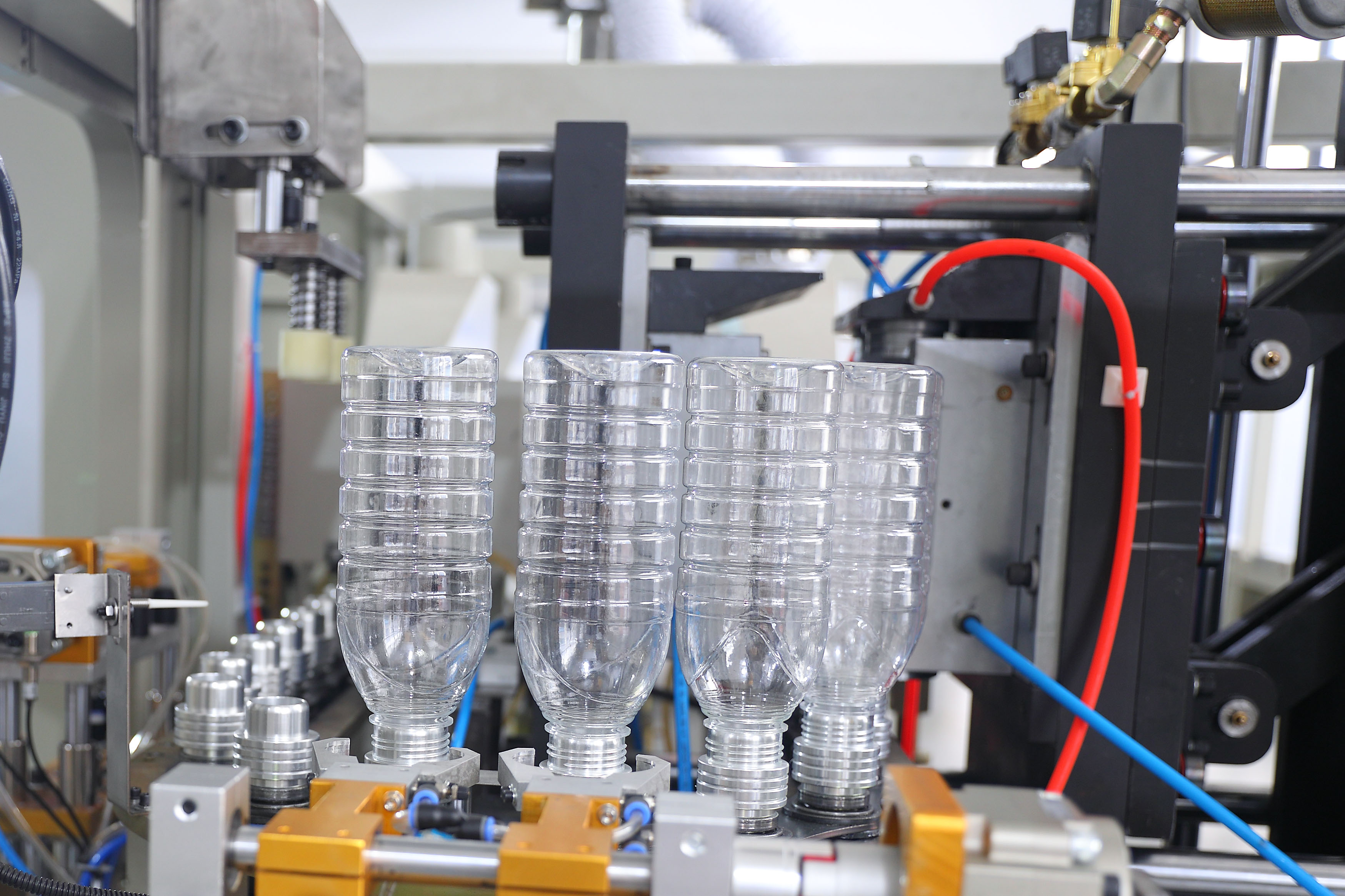 Faygo Union High Speed Advanced Tech K4 Drinking Water Bottle Making Machine Price from China supplier