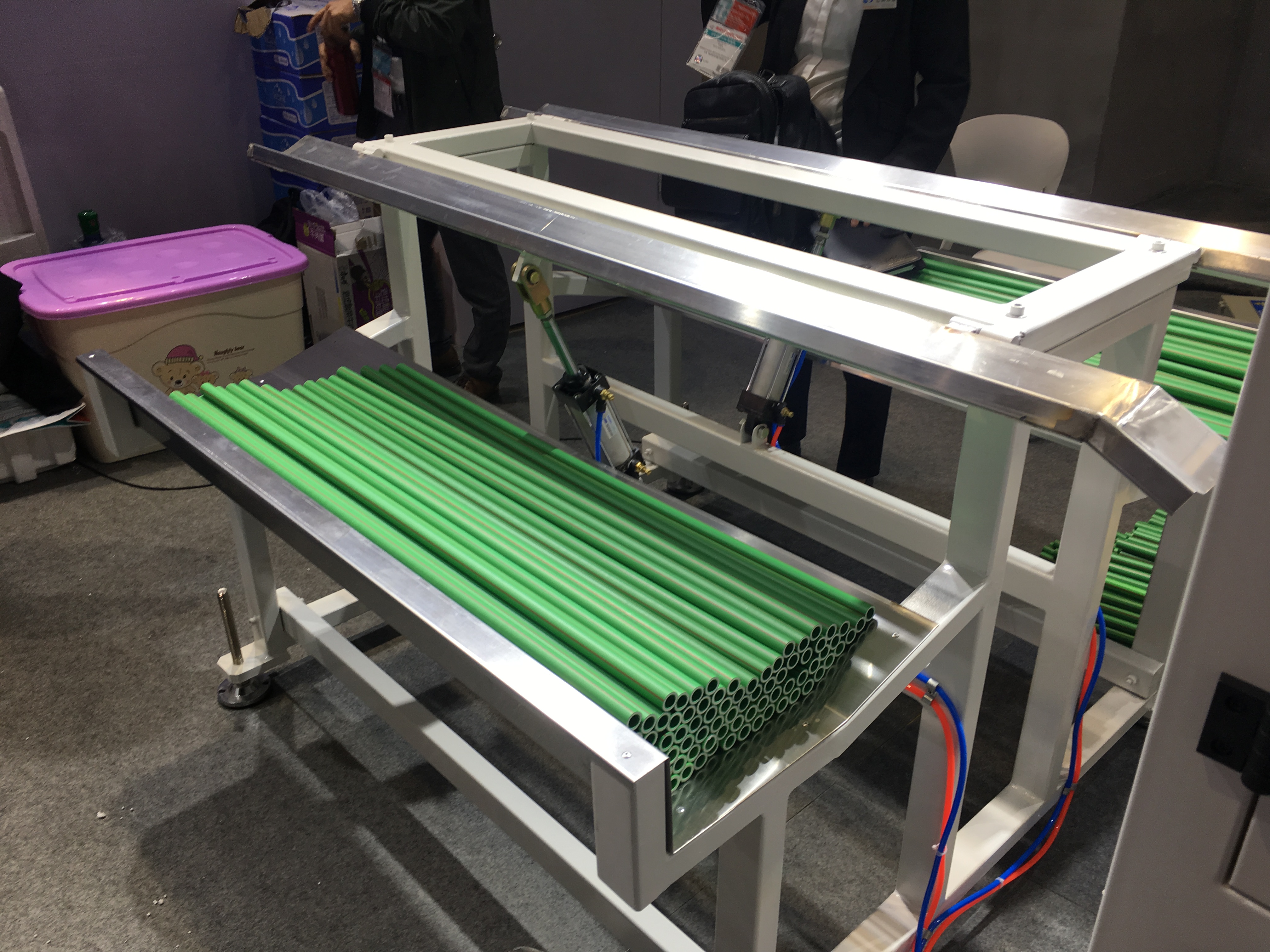 Faygo Union Upvc Pipe and Bend Making Machine and Corugator Pe Pipe Extrusion Machine from China supplier