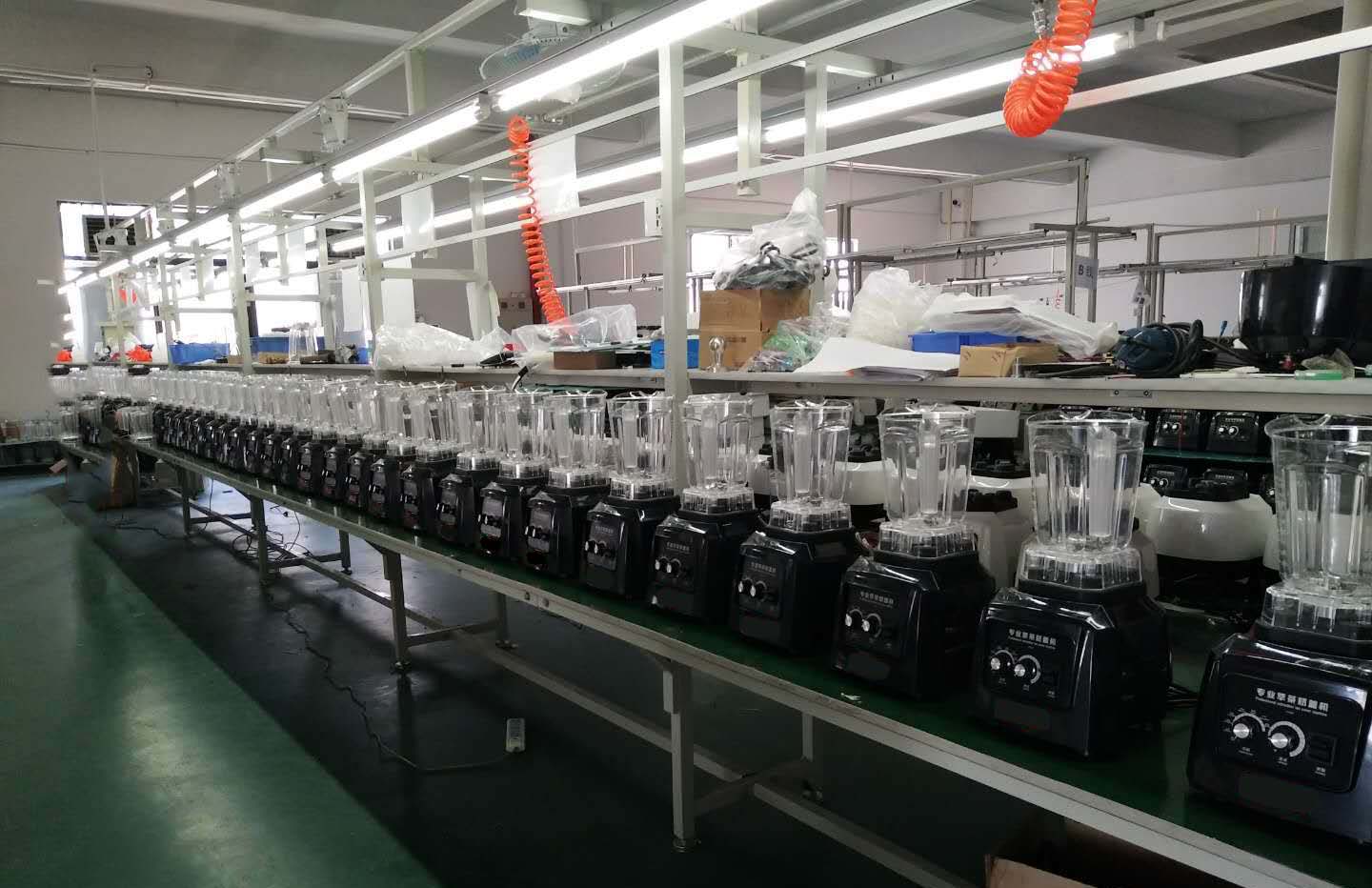 Low noise Smoothies Blender with Sound-Proof Cover Professional Industrial Blender Commercial 2L Blender