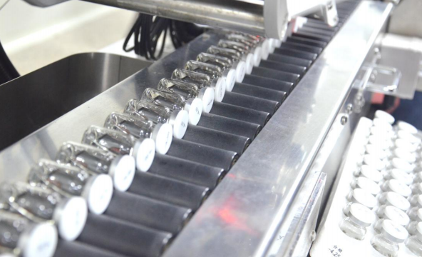 MILLCREEK 2021 fashion elite lentes de contacto color wholesale eye color lens 1 year soft coloured contact lenses from China supplier