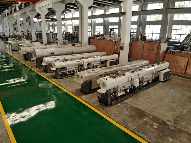 FAYGO UNION O-PVC Pipe Extrusion Line with Automatic Socket Belling Machine Factory Good Price from China supplier