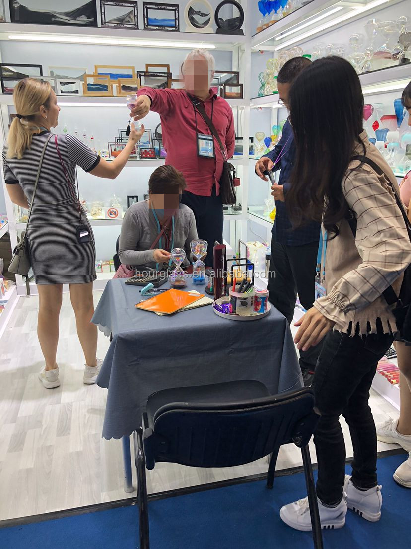 wholesale  1 3 5 mins colorful hourglass plastic mini sand timer set sand clock watch for toddlers kids brushing classroom from China supplier