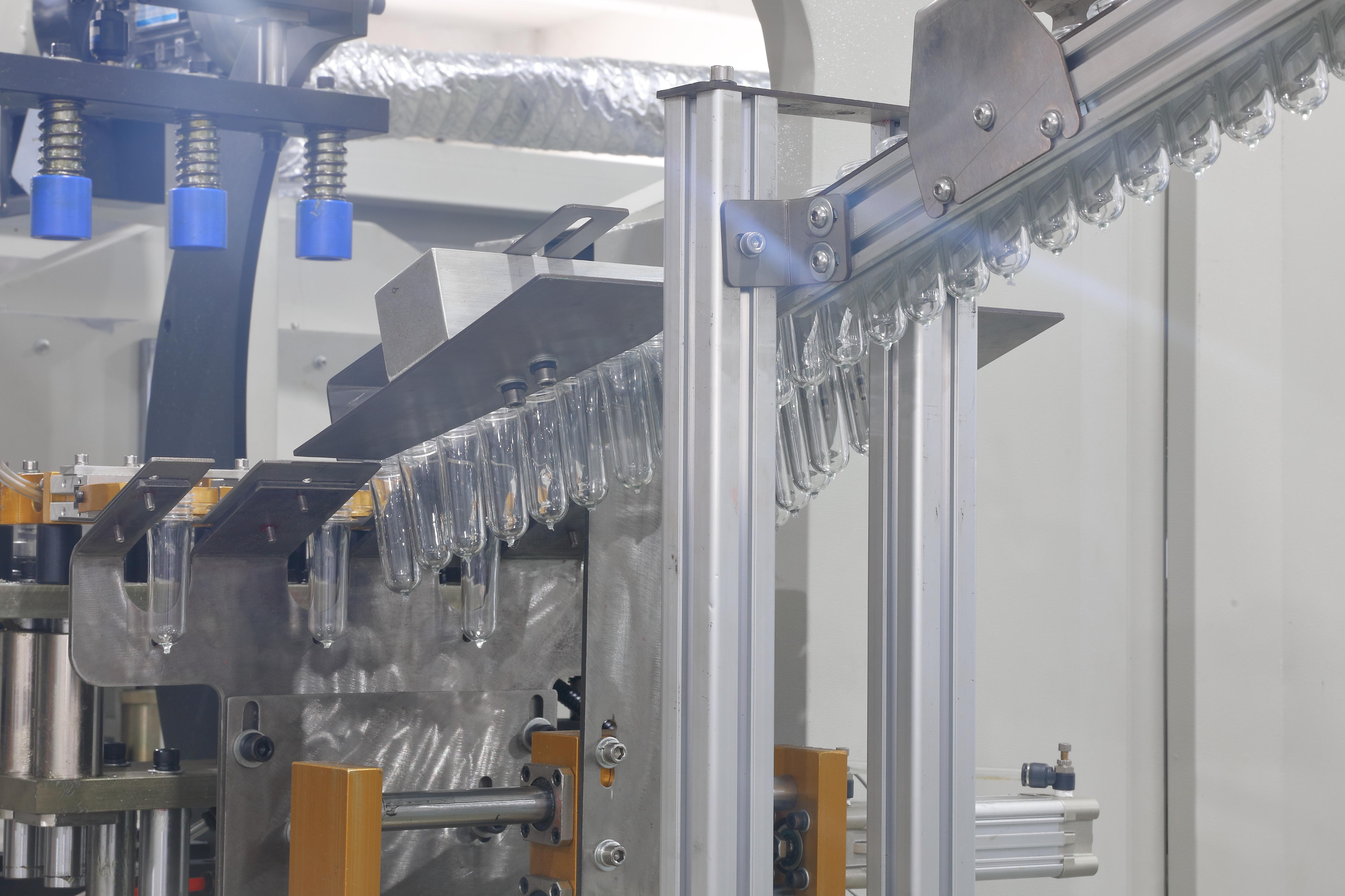 Faygo Union High Speed Advanced Tech K4 Drinking Water Bottle Making Machine Price from China supplier